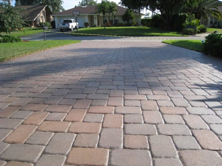 paver 768x576 (1)